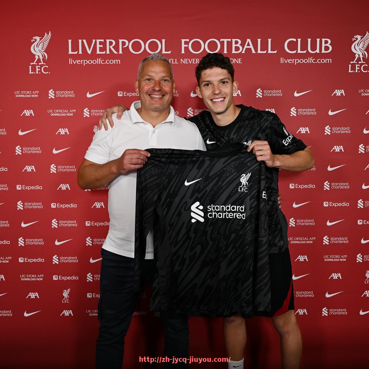 九游jiuyou-英超为何能有5支球队参加欧冠的制度优势分析